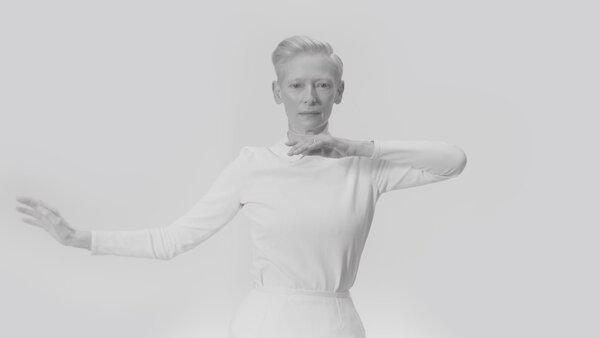 Tilda Swinton Would Like a Word With Trump About His Mother