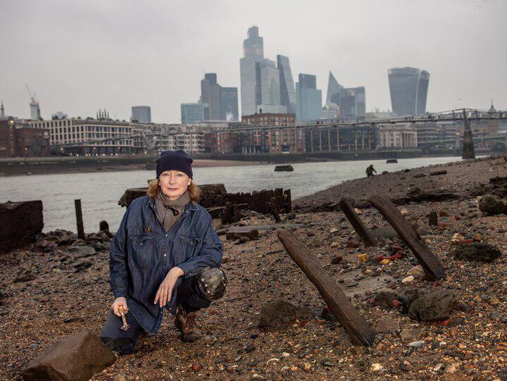 Twice a day, sections of the River Thames’s shores are exposed by the receding tide, allowing a growing number of mudlarks like Elaine Duigenan to hunt through the mud for treasure.