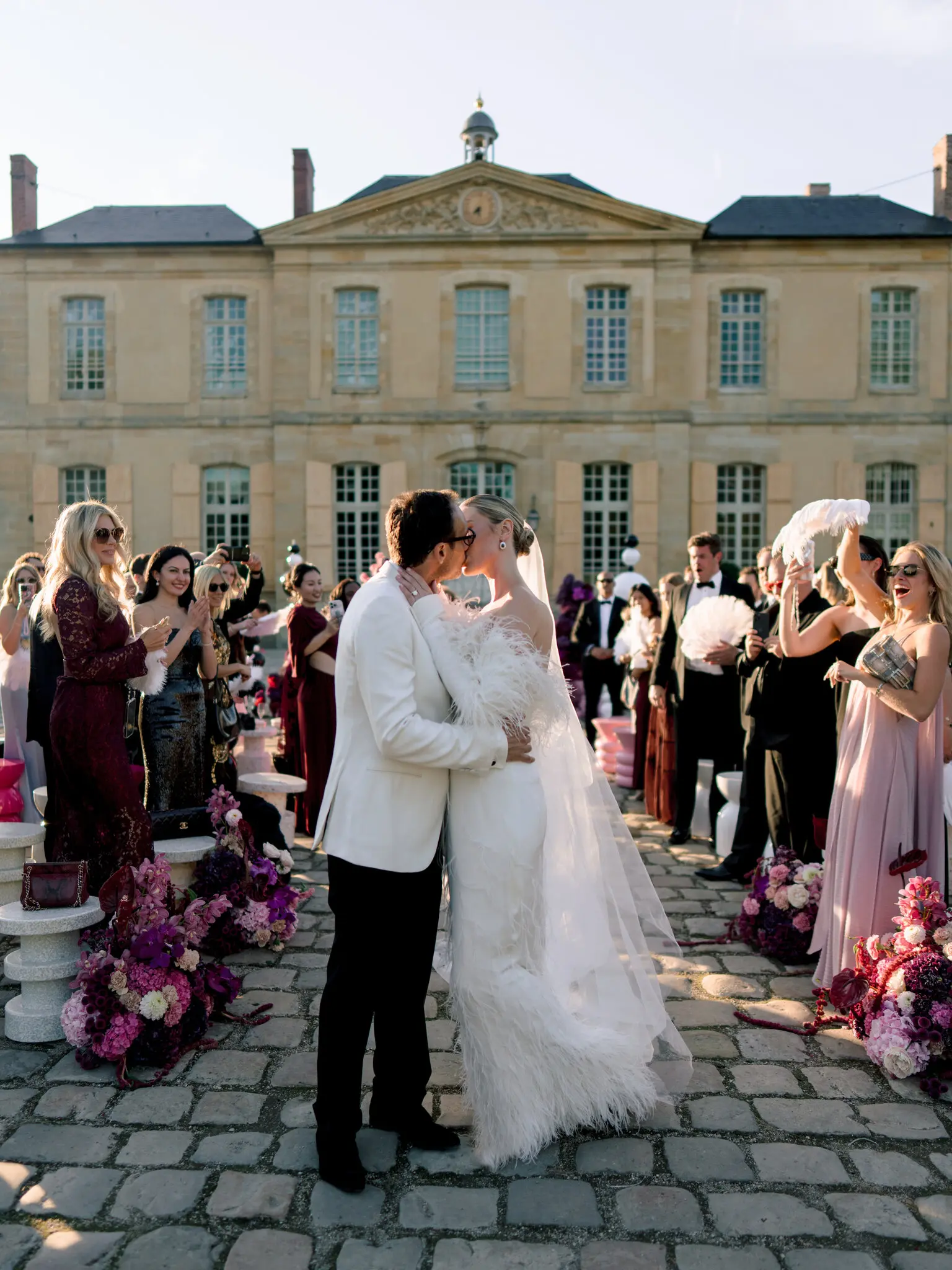 Jules Dudko and Shawn Kolodny celebrated their union on Sept. 6 at the Château de Villette in Condécourt, France.