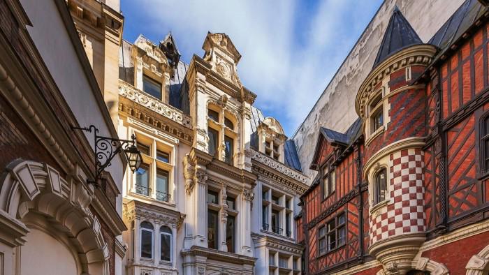 Hot property: five homes for sale in Paris