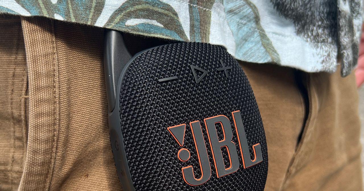 JBL’s Rad Clip-On Bluetooth Speaker Is $20 Off