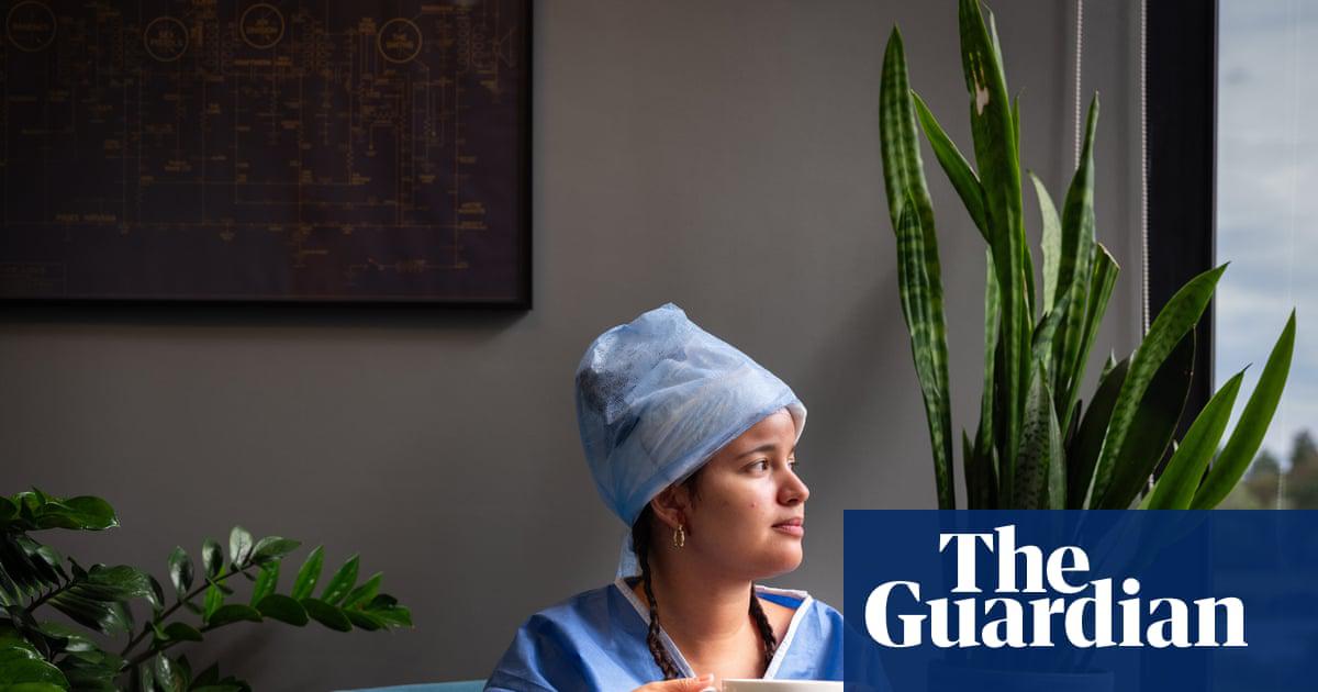 Aria during her hair transplant surgery.