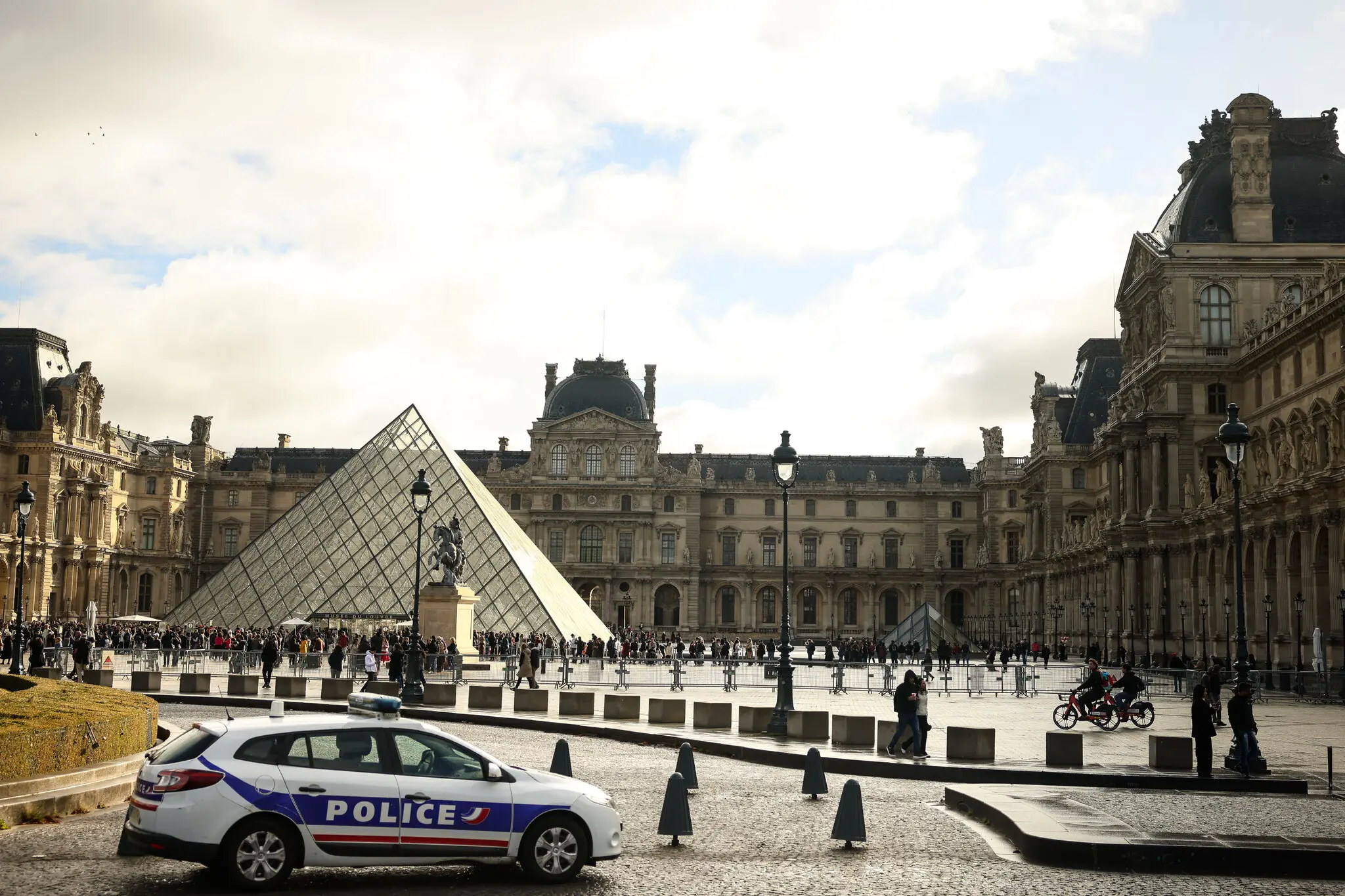 The Louvre Museum in Paris on Sunday. The arrests were a major breakthrough for French investigators.