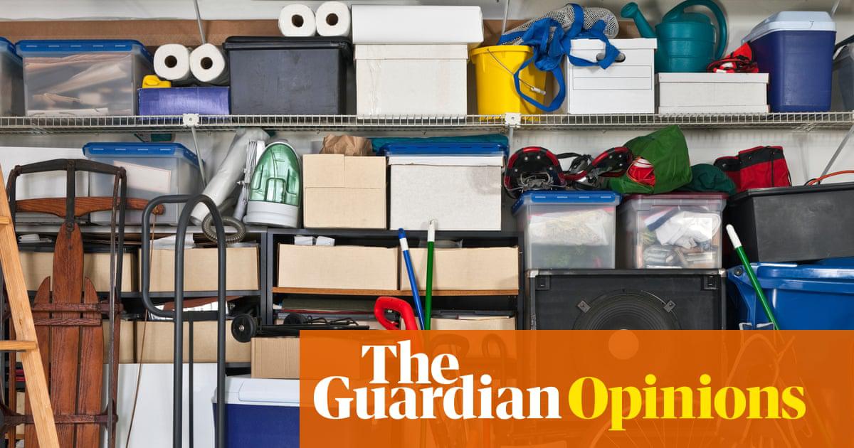 ‘I must further de-clutter and liberate myself from stuff.’