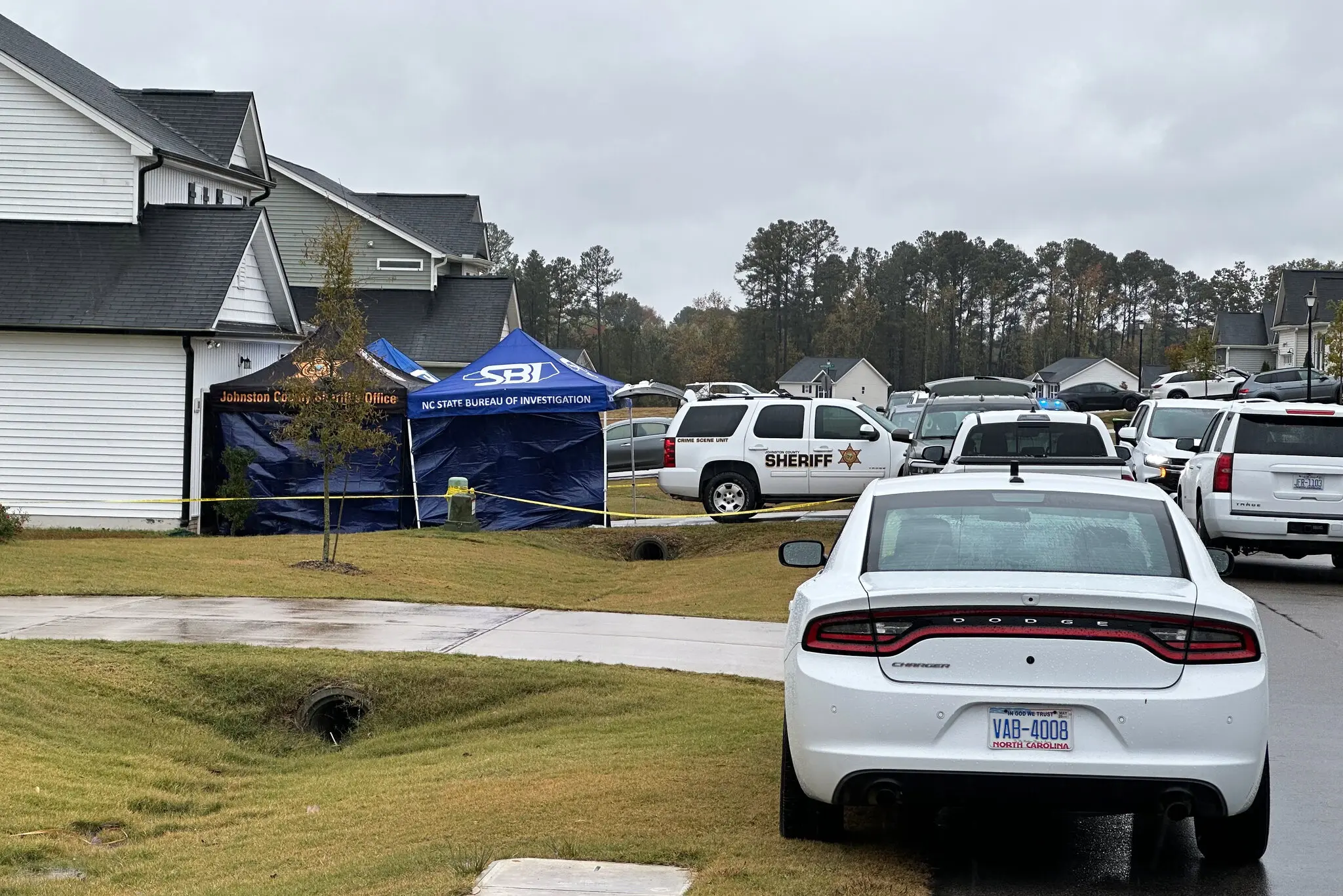 Sheriff’s deputies responded to the home of Wellington Delano Dickens III in Zebulon, N.C., on Monday after he called 911 and confessed to killing four of his children, the authorities said.
