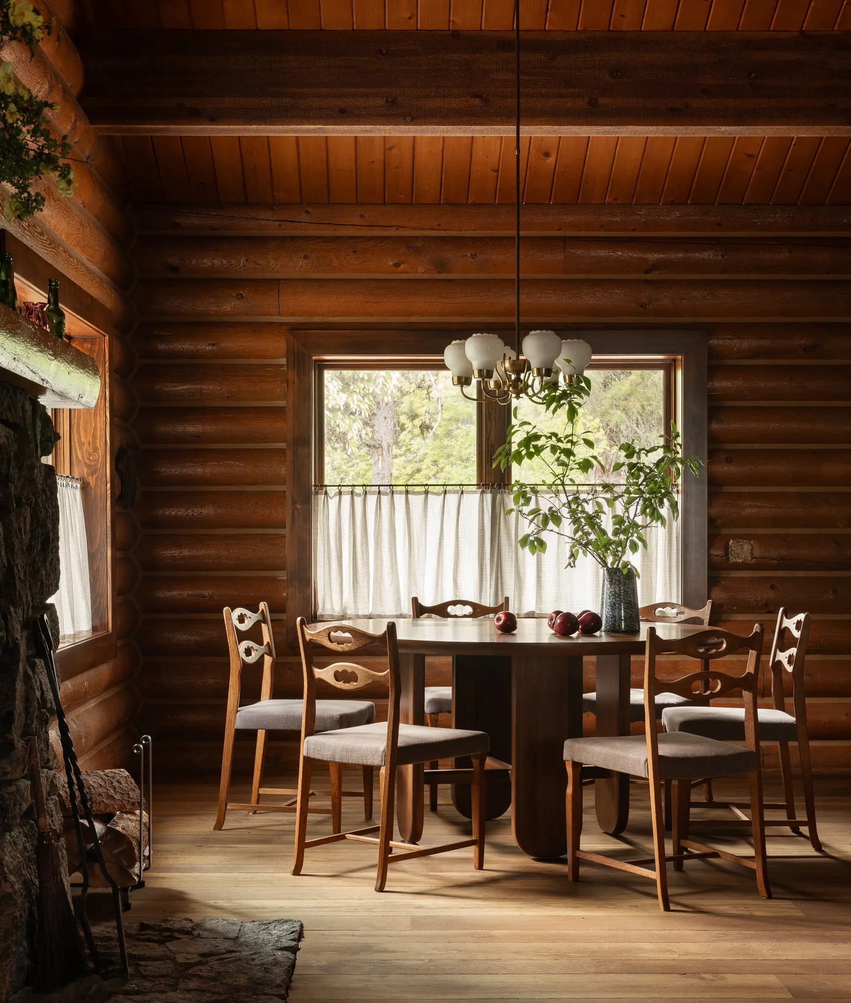 Finding a property with a cabin on it wasn’t even a priority when Jennifer Hannah and Jeff Dougherty were searching.