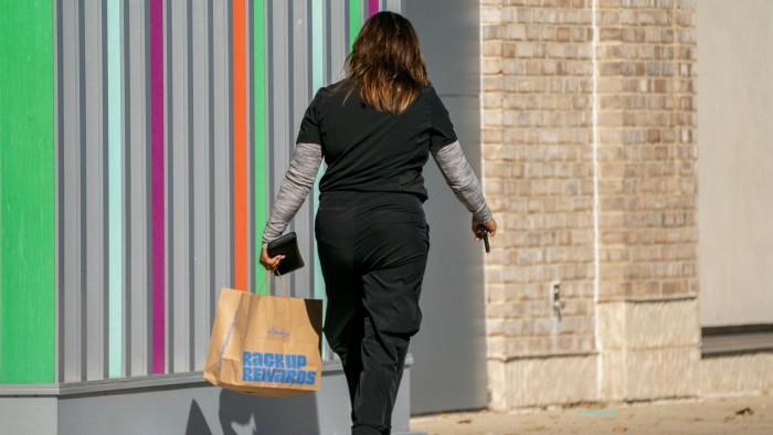 US workers hit by slowing income growth