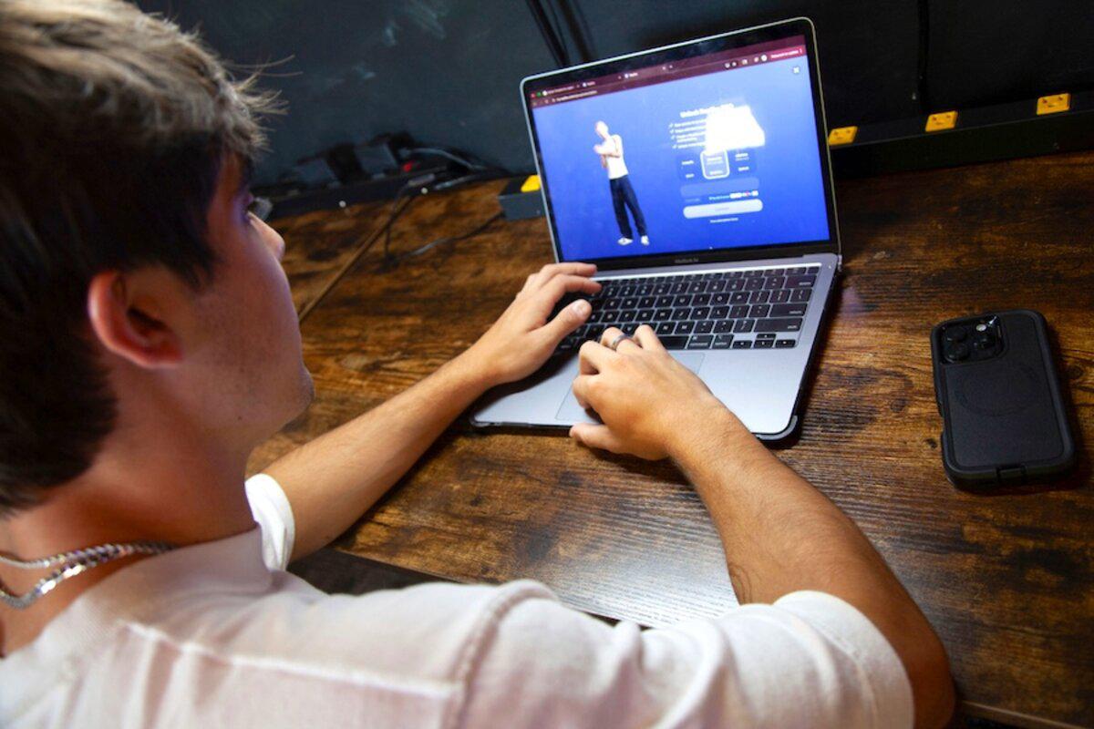 Russellville, Arkansas, teenager Bruce Perry demonstrates how to create an AI companion on Character.AI; July 2025