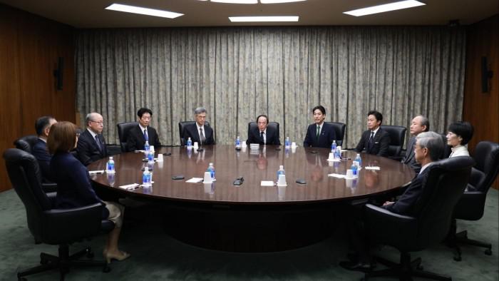 Yen softens after Bank of Japan holds interest rates