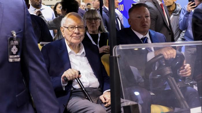 Berkshire Hathaway offloads $6.1bn of stock