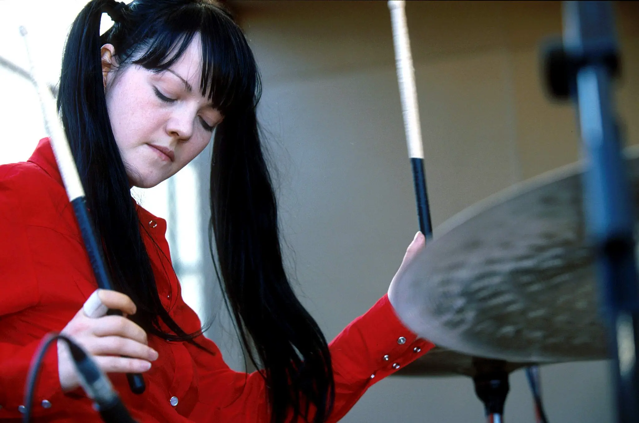 Meg White played drums in the White Stripes for 10 years and then vanished into private life, stepping away from performance and interviews.