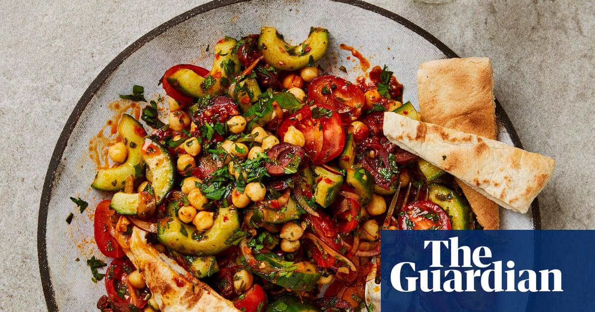 Meera Sodha’s no-cook salad with tomatoes, chickpeas and rose harissa