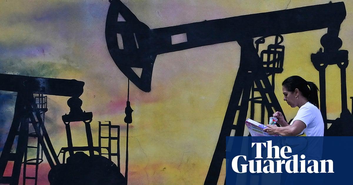 Donald Trump has stated that Venezuela would use the profits from any deal with Washington to sell oil solely to buy US-made goods.