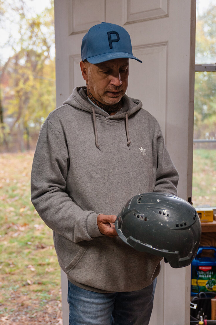 A Construction Worker’s Suicide Highlights a Wider Crisis