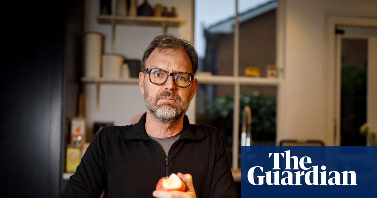 Where is this apple supposed fit into my day? 11am seems too early – I’ve only recently had breakfast and I’m already starting to think about lunch.