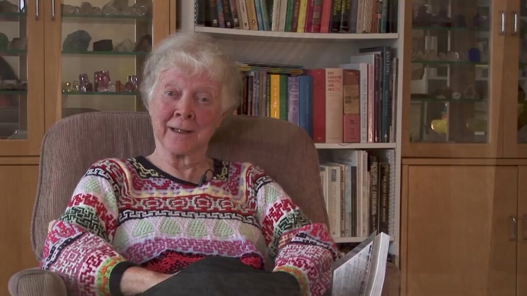 An excerpt from the 2011 video interview “Stitch Heaven Salutes Barbara G. Walker.” (TriCoast Entertainment)