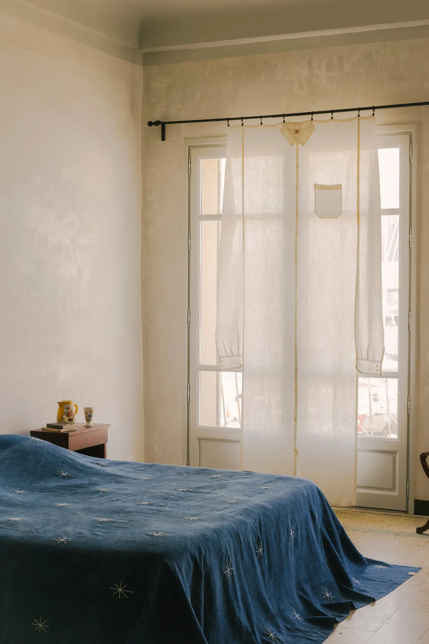 Oeuvres Sensibles’s White Shirt-Curtain.